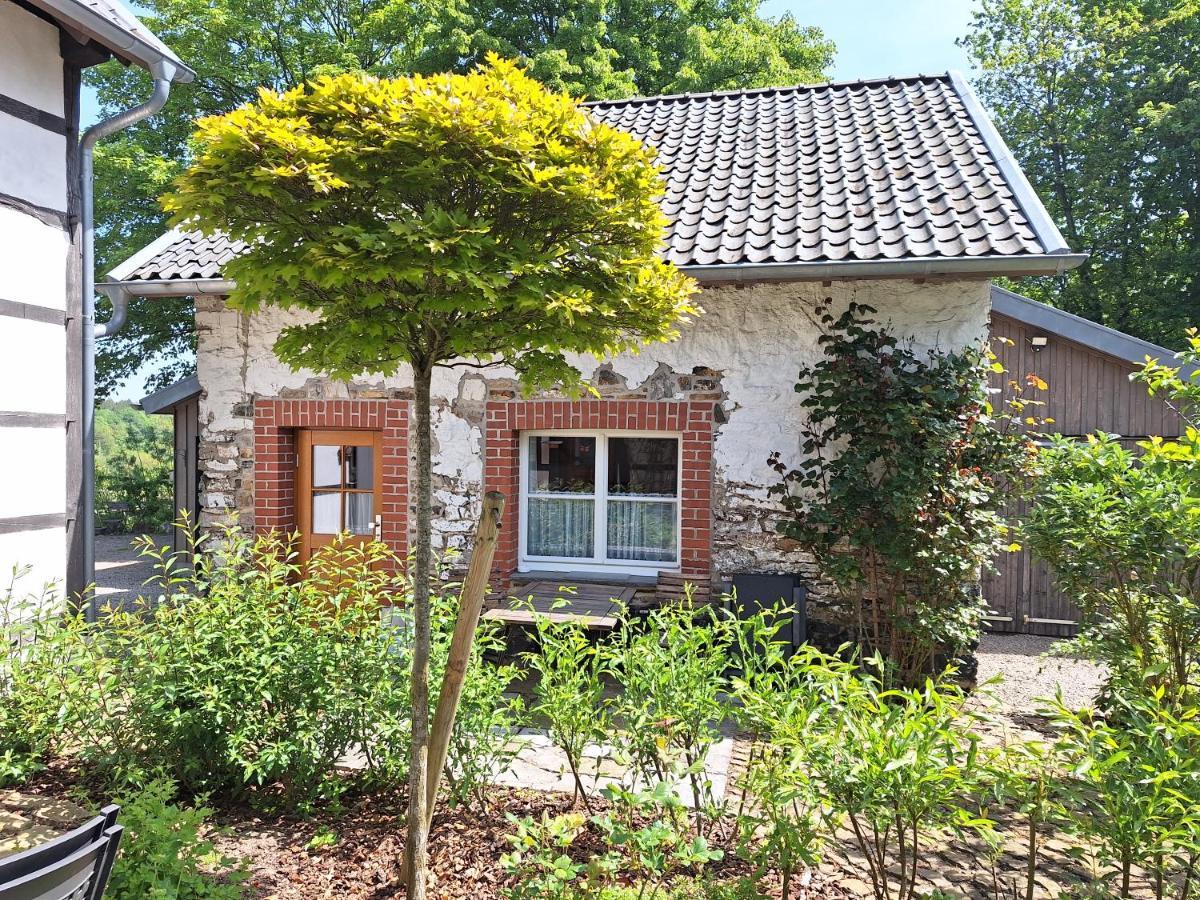 Ferienhaus Altes Backhaus Рьотген Екстериор снимка