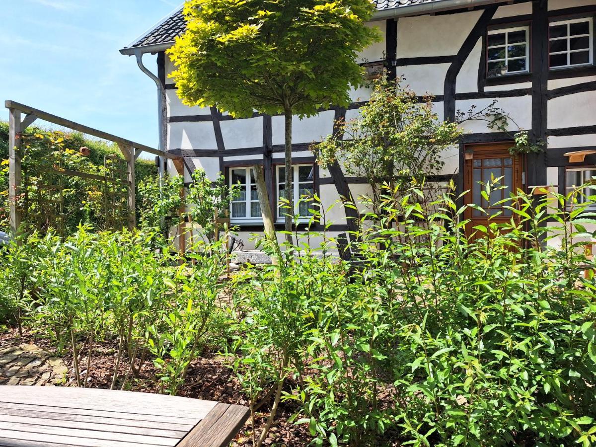 Ferienhaus Altes Backhaus Рьотген Екстериор снимка